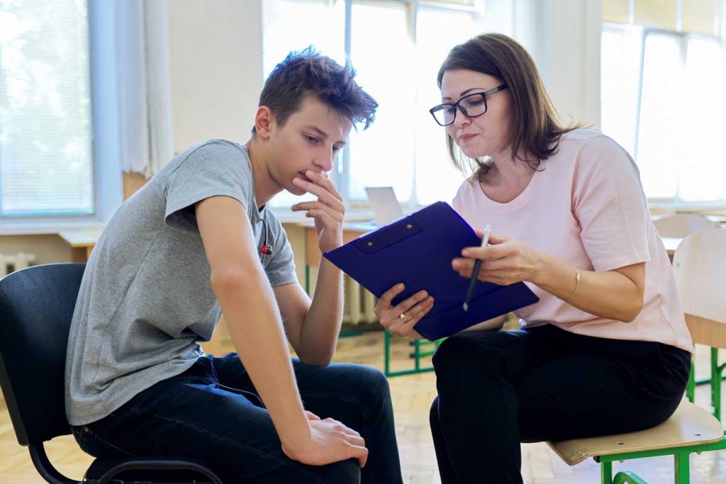 Counsellor in therapy session in Southbourne
